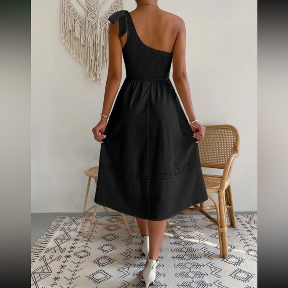 Boho One Shoulder Lace Minimalist Dress - Picture 11 of 14